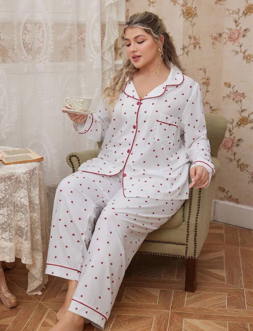 Pijama blanco y rojo 3XL