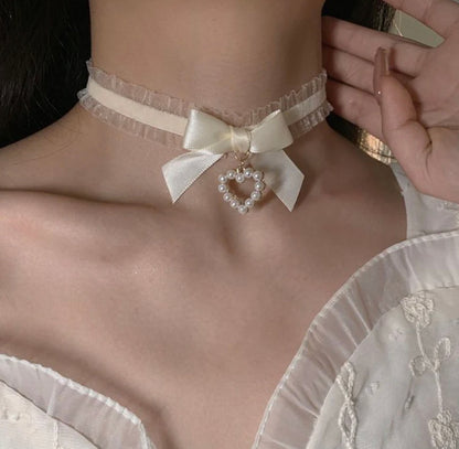 Collar de encaje