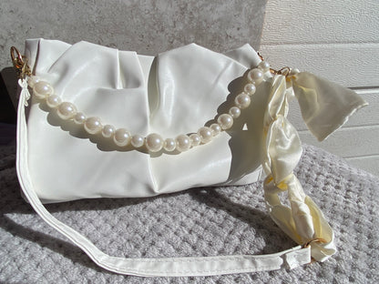 Cartera Perlas