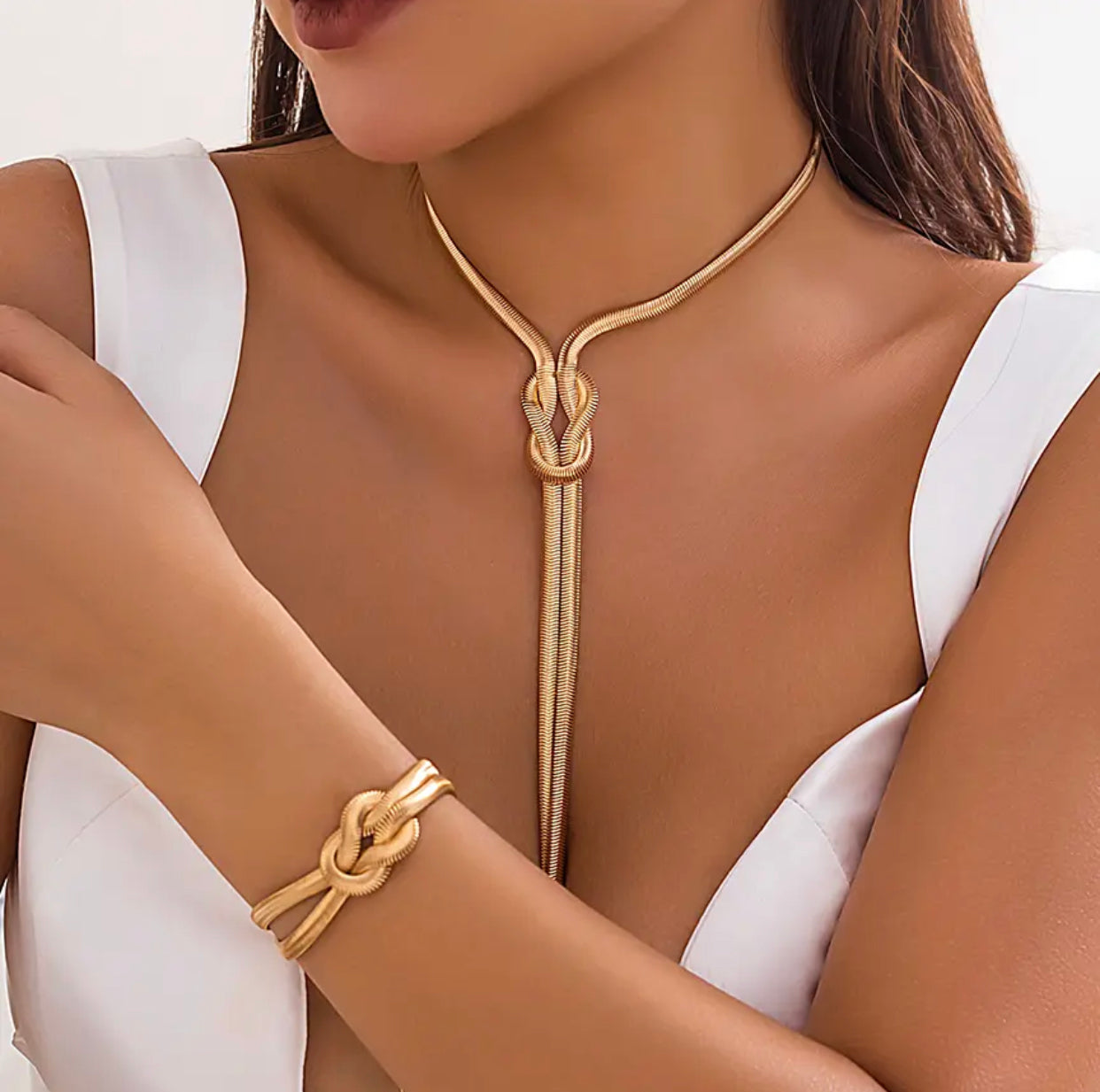 Collar con nudo + pulsera