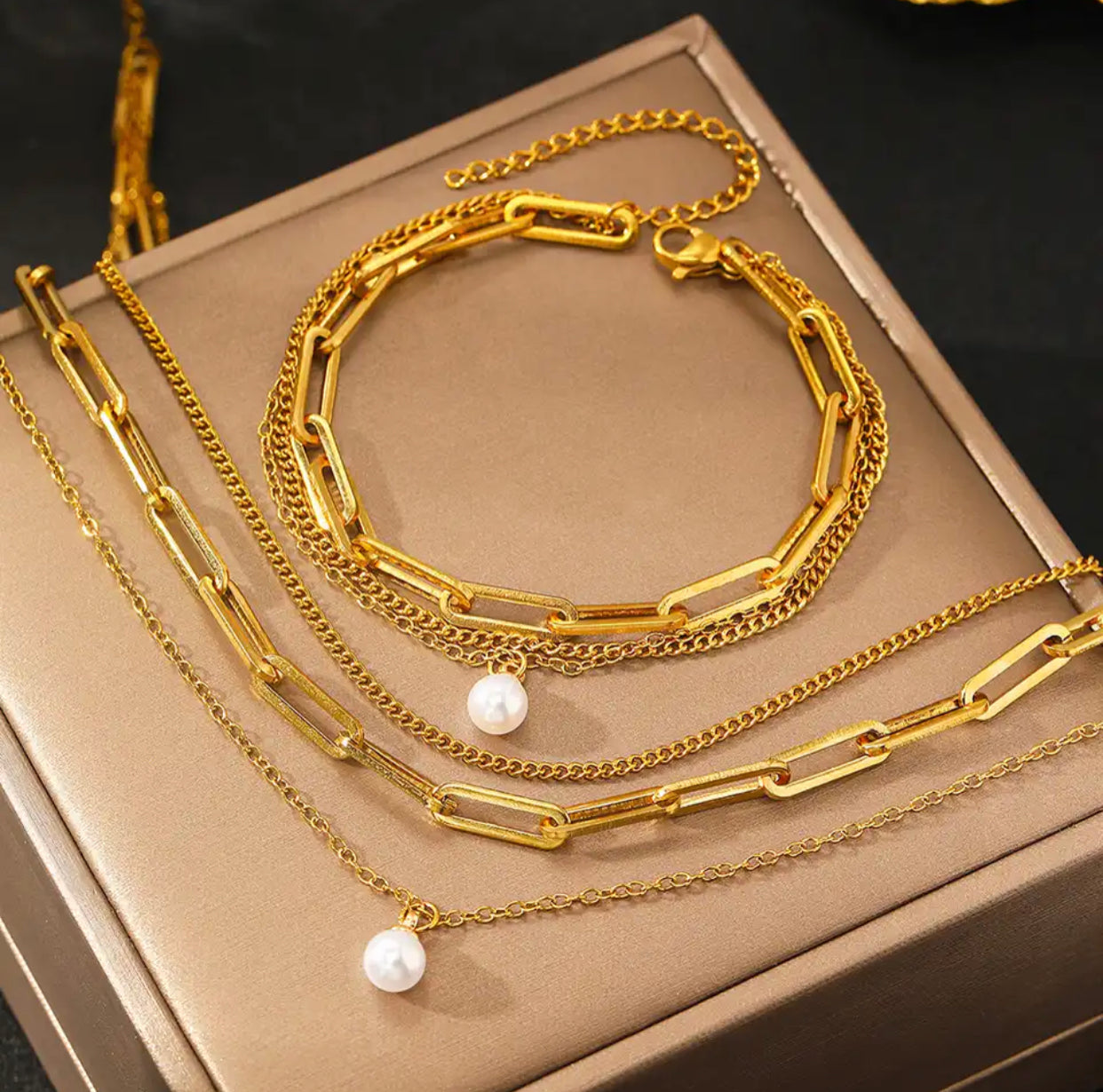 Collar + pulsera con perla