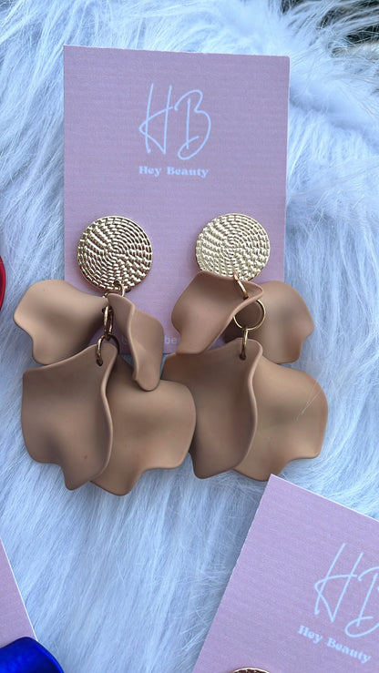 Petalos varios colores con CLIPS