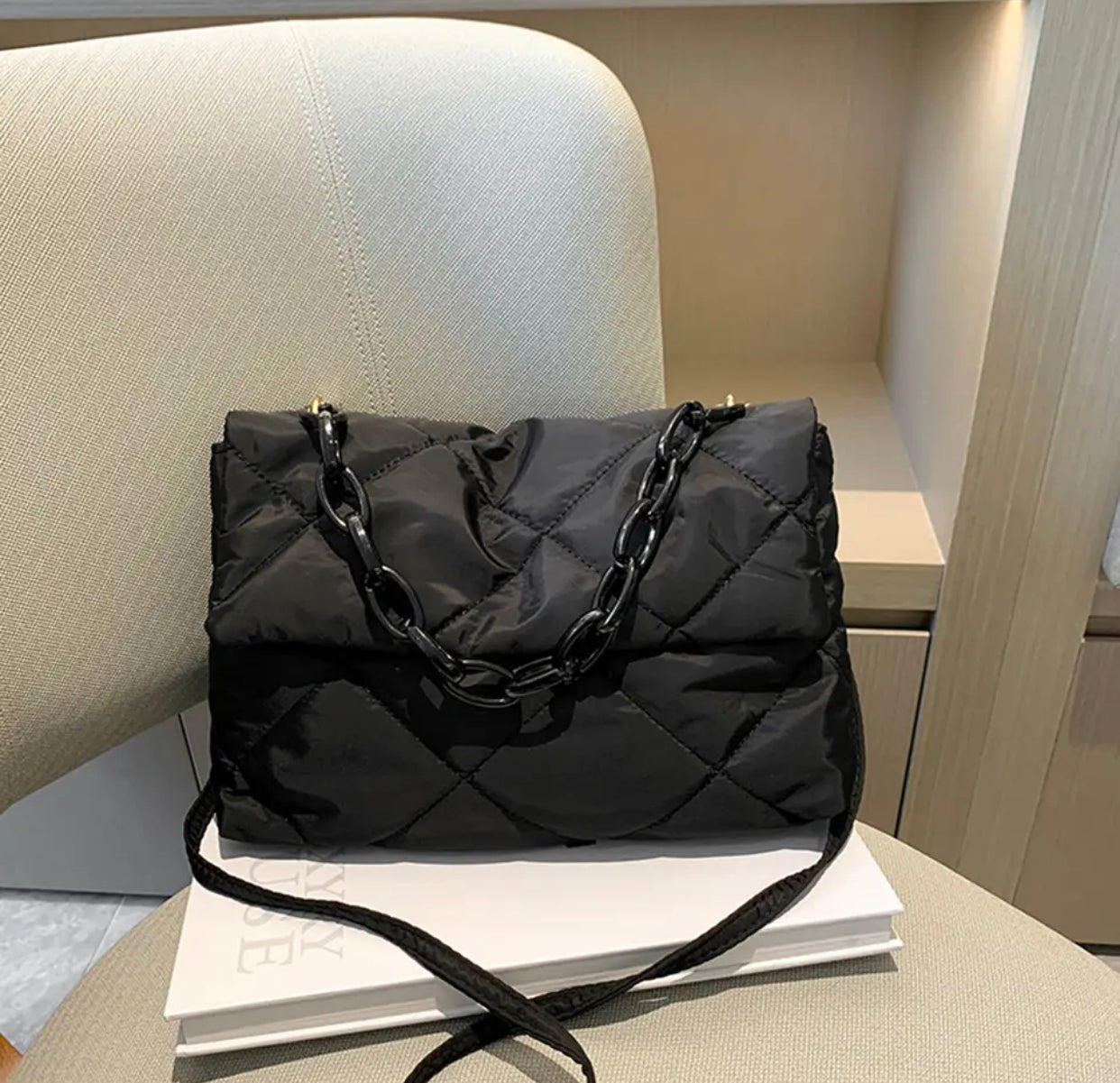 Cartera negra