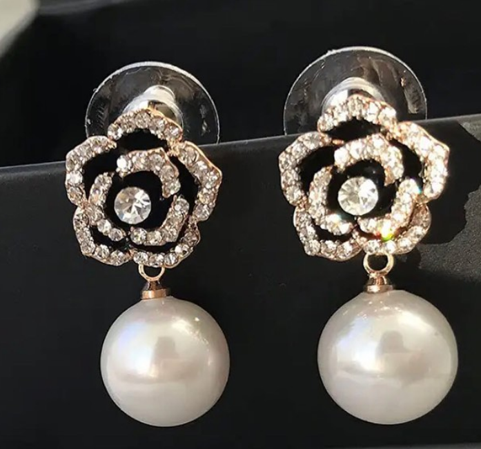 Caravanas Flor Camelia Chanel