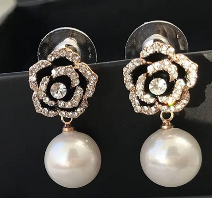 Caravanas Flor Camelia Chanel