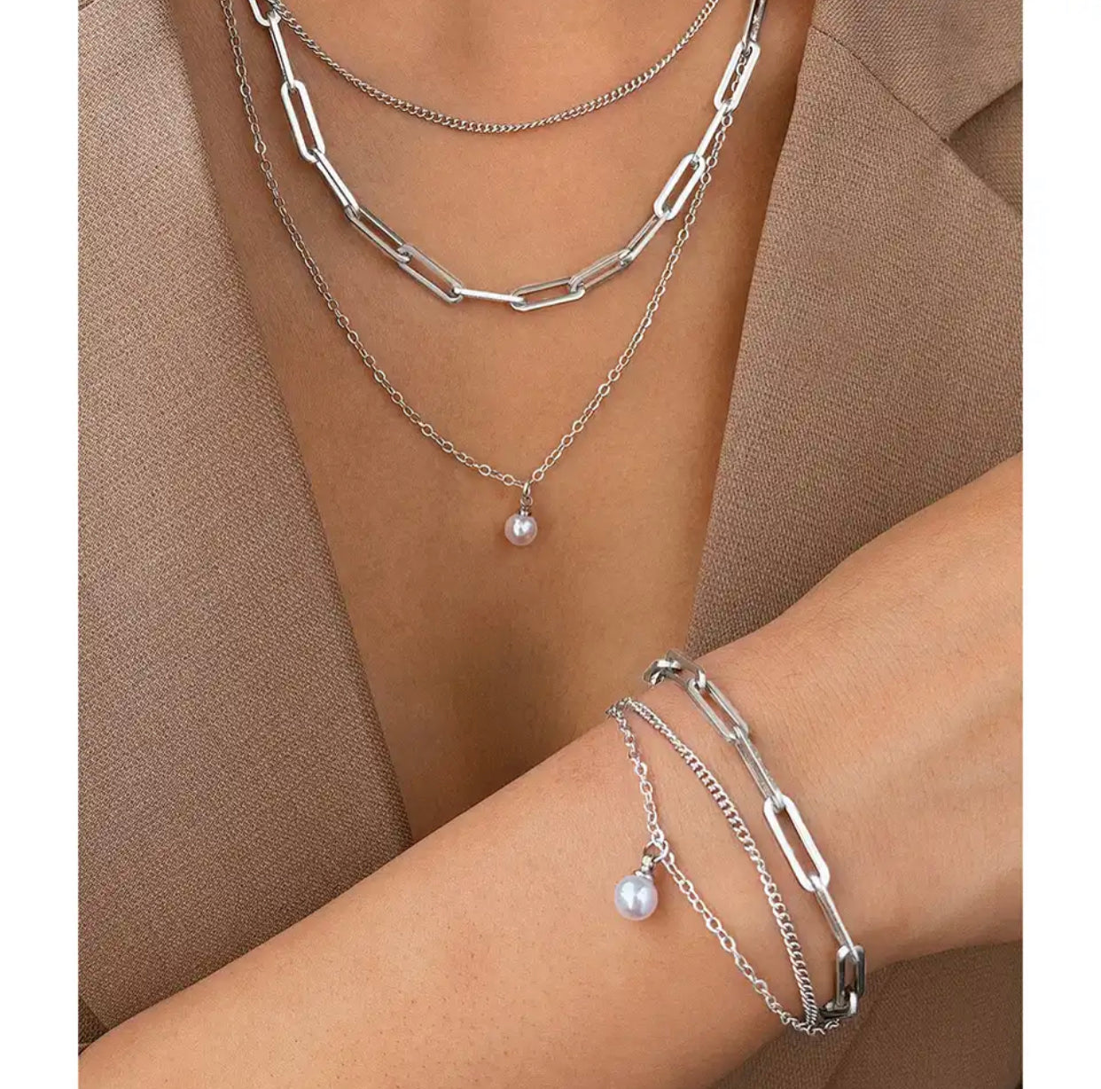 Collar + pulsera con perla