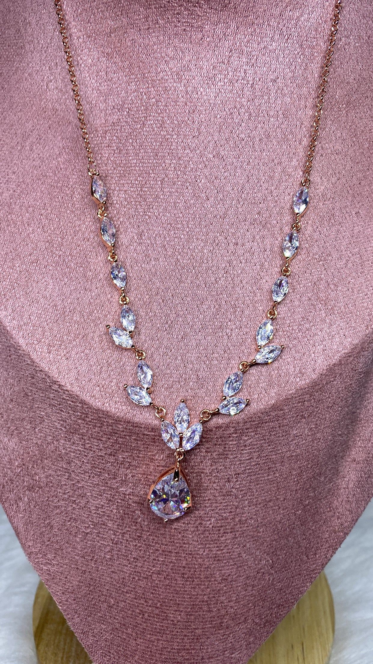 Collar strass
