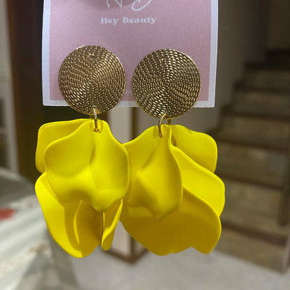 Petalos varios colores con CLIPS
