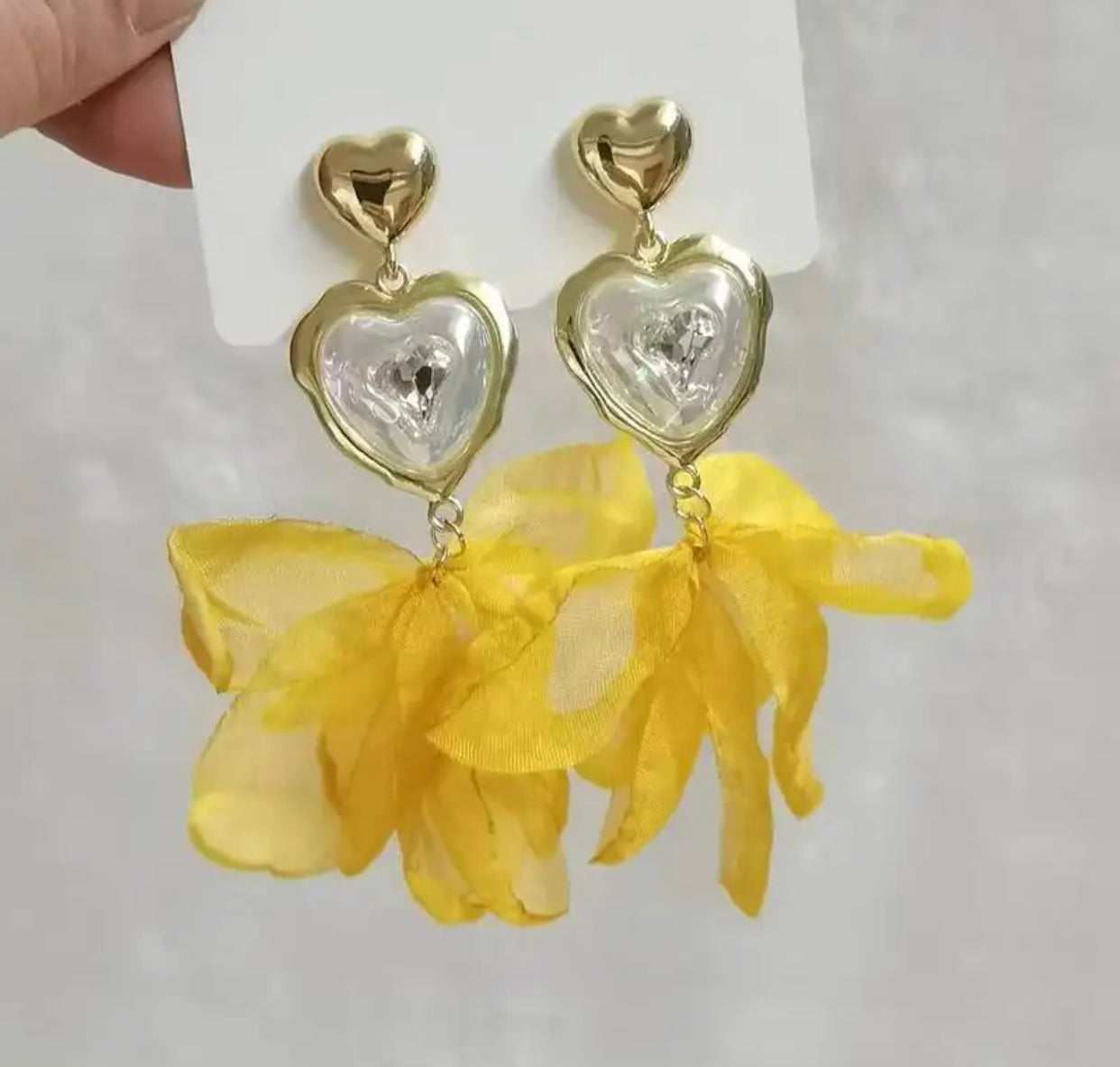 Caravana corazón amarilla