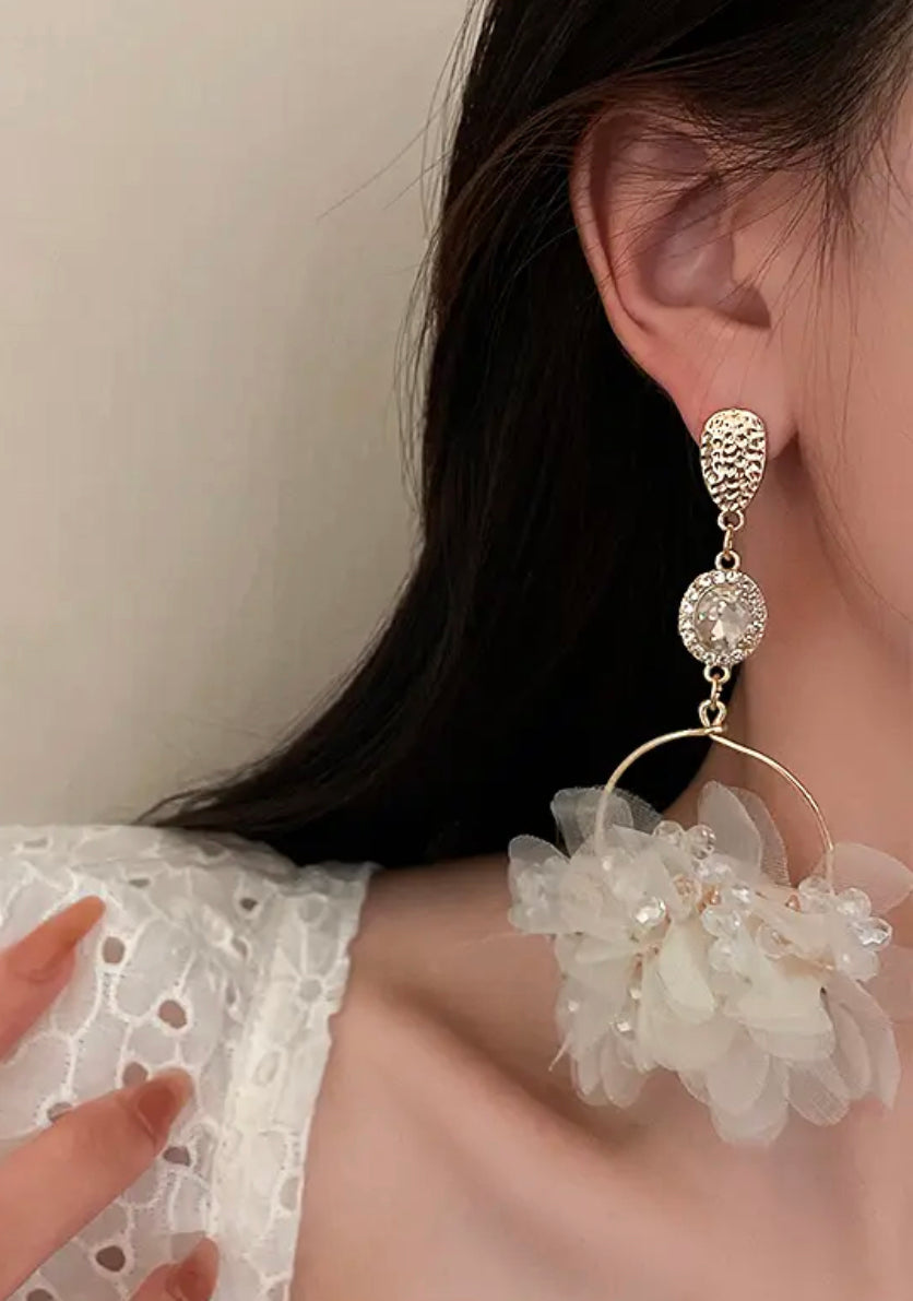 Flor grande blanca