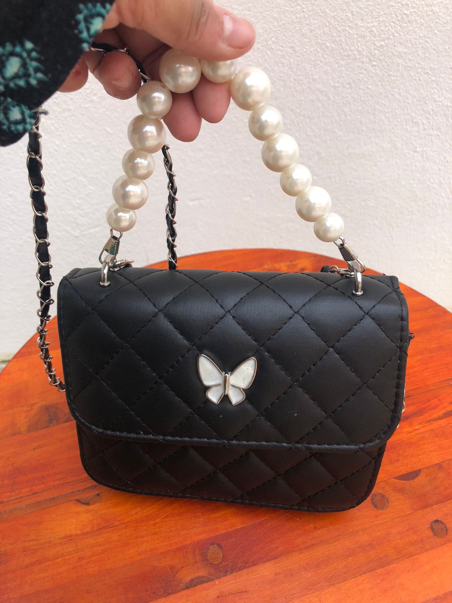 Cartera Mariposa con Perlas