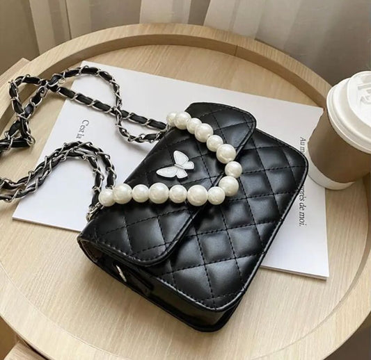 Cartera Mariposa con Perlas