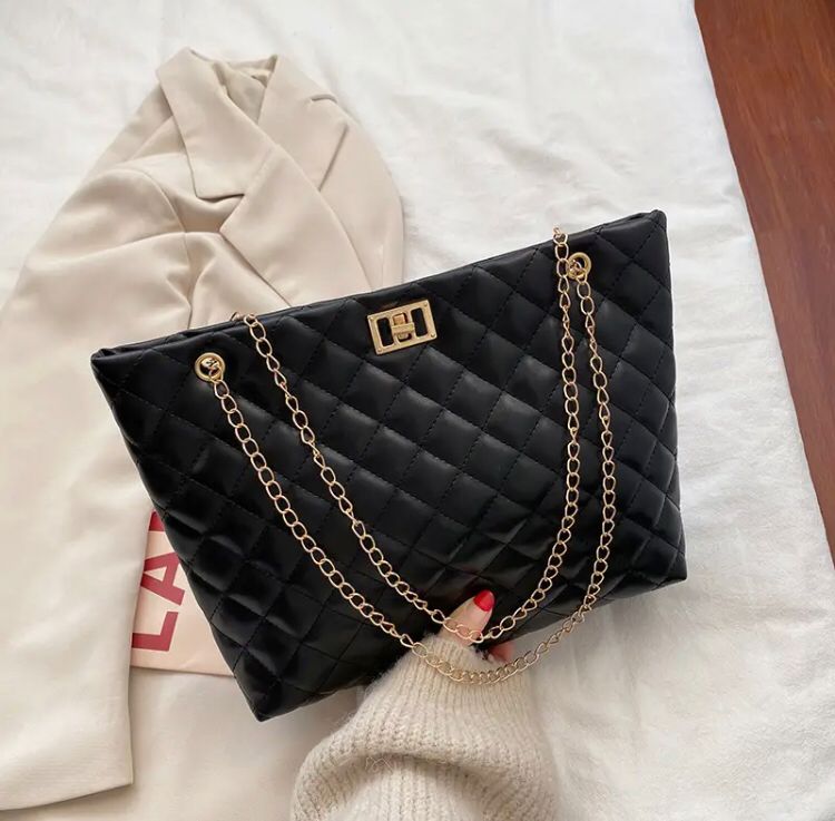 Bolso con dorado