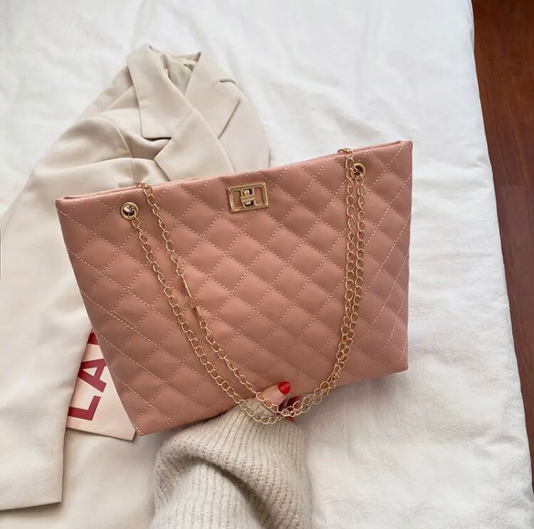 Bolso con dorado