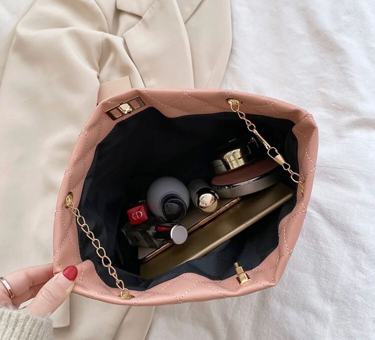 Bolso con dorado