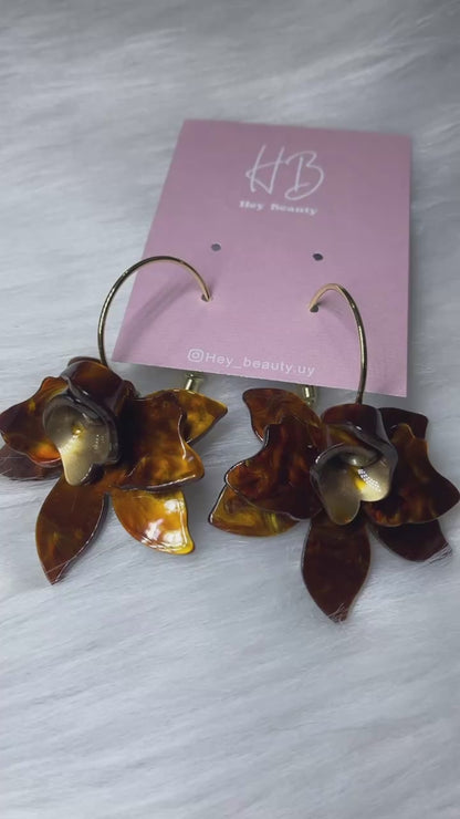 Colgantes flor de resina